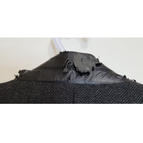 Smart Set Blazer - Picture 6 of 8